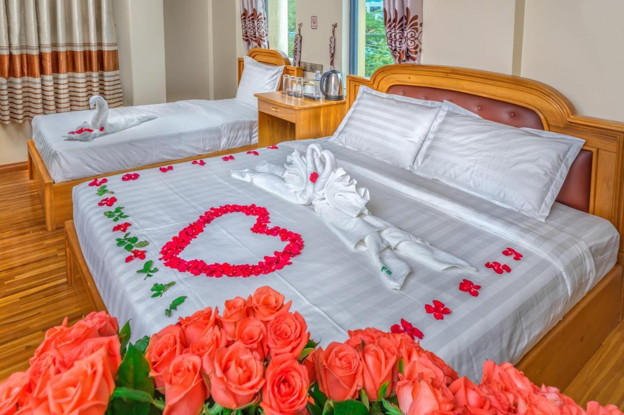 Hotel Friendship Мандалай Экстерьер фото