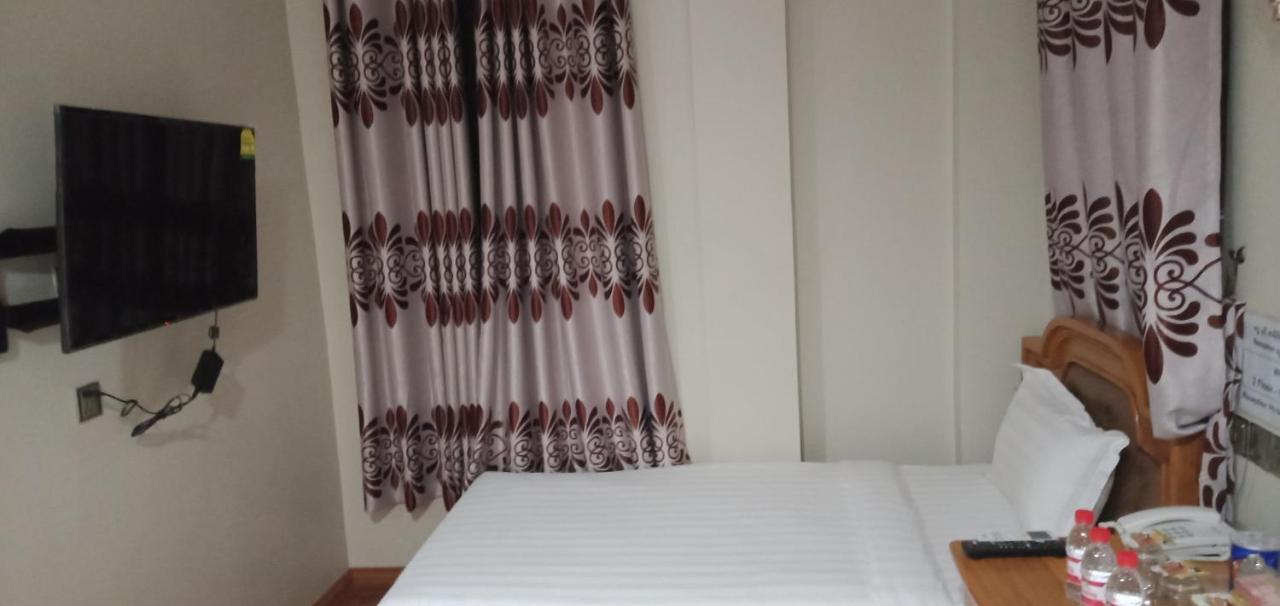 Hotel Friendship Мандалай Экстерьер фото
